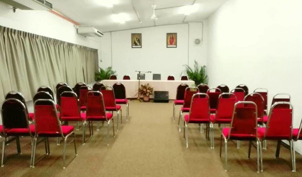 Mersing Merlin Inn Exterior foto