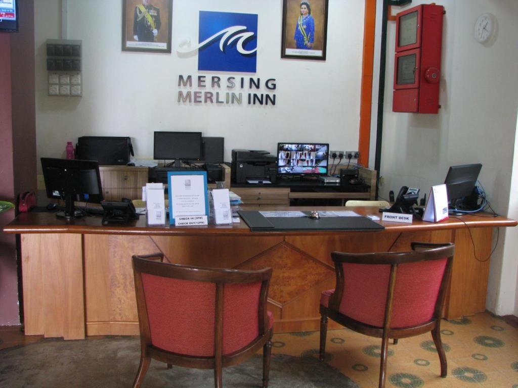 Mersing Merlin Inn Exterior foto